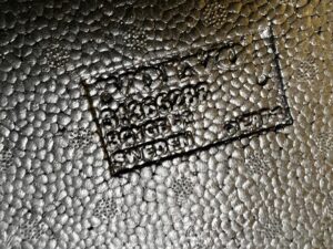 WYGŁUSZENIE STYROPIAN BAGAŻNIKA PODŁOGI TYŁ PRAWY VOLVO XC90 II