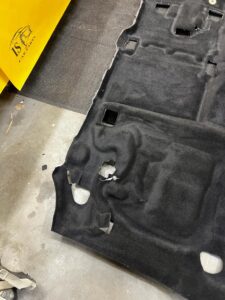 WYKŁADZINA DYWAN WNĘTRZA PODŁOGI FORD KUGA MK3 LIFT EU