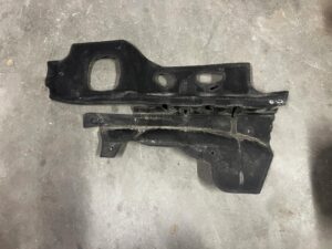 OSŁONA WYGŁUSZENIE WYKŁADZINA ŚCIANY GRODZIOWEJ FORD FUSION LIFT USA