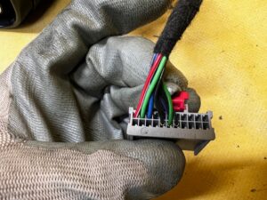 LUSTERKO ZEWNĘTRZNE LEWE 8PIN 8 PIN CZARNE LAND ROVER DISCOVERY V L462 EU