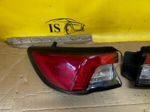 KOMPLET LAMPY LAMPA TYŁ TYLNE LEWA PRAWA FORD KUGA MK3