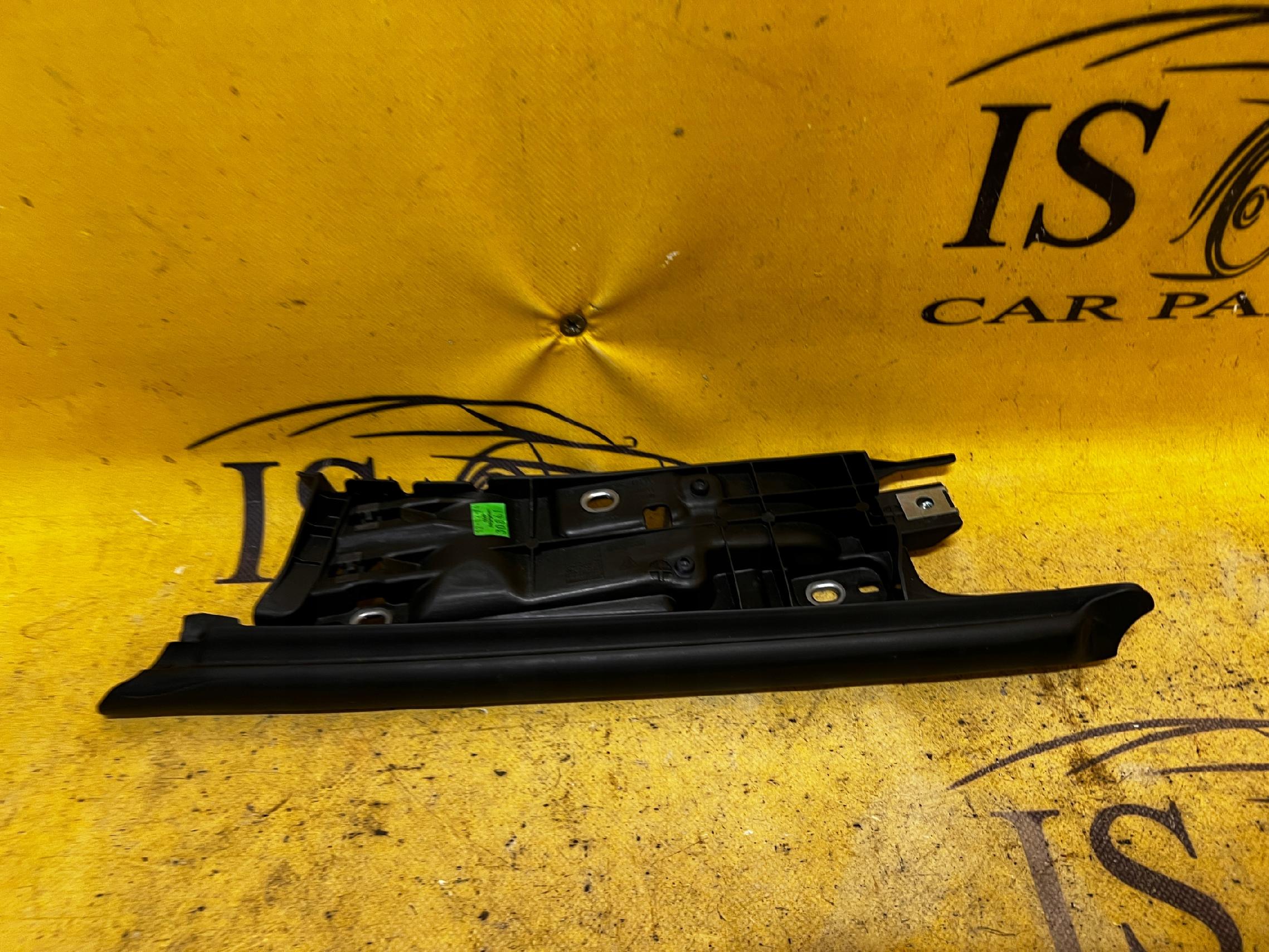 BOCZEK UCHWT DRZWI PRAWYCH PORSCHE 911 991 CARRERA CABRIO LIFT 3.0