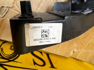 LAMPA TYLNA TYŁ LEWA LEWY JAGUAR F-TYPE X152 USA