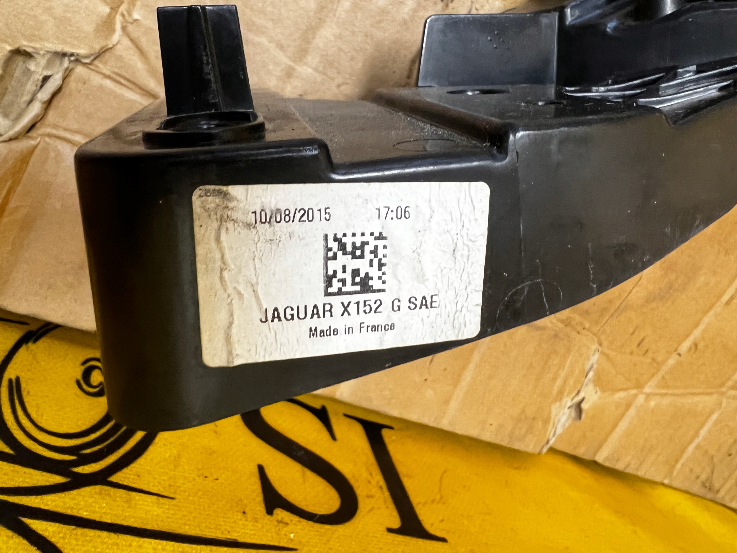 LAMPA TYLNA TYŁ LEWA LEWY JAGUAR F-TYPE X152 USA