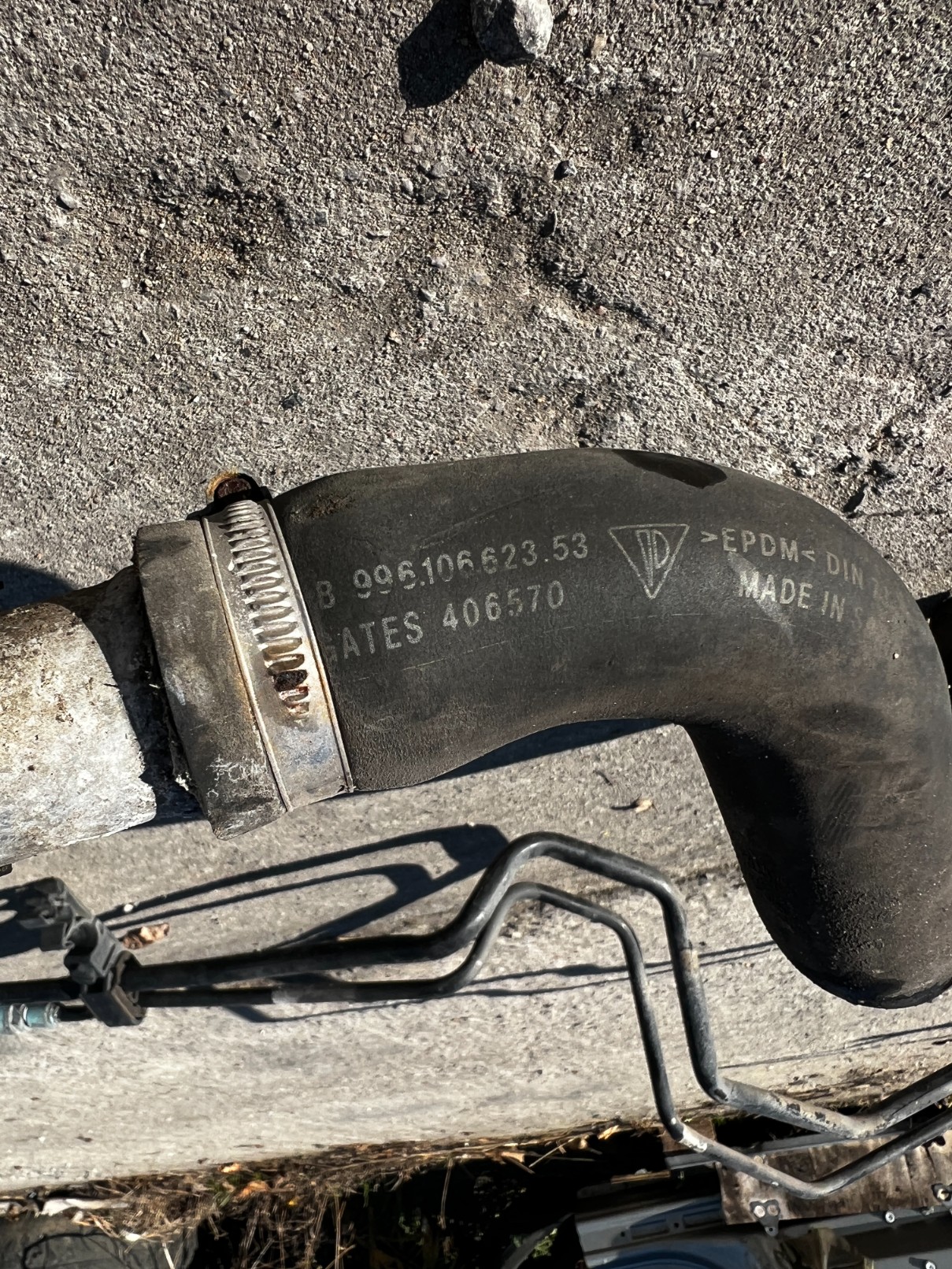 KOMPLET PRZEWÓD RURA WĄŻ WODY PORSCHE CARRERA 911 996 3.4
