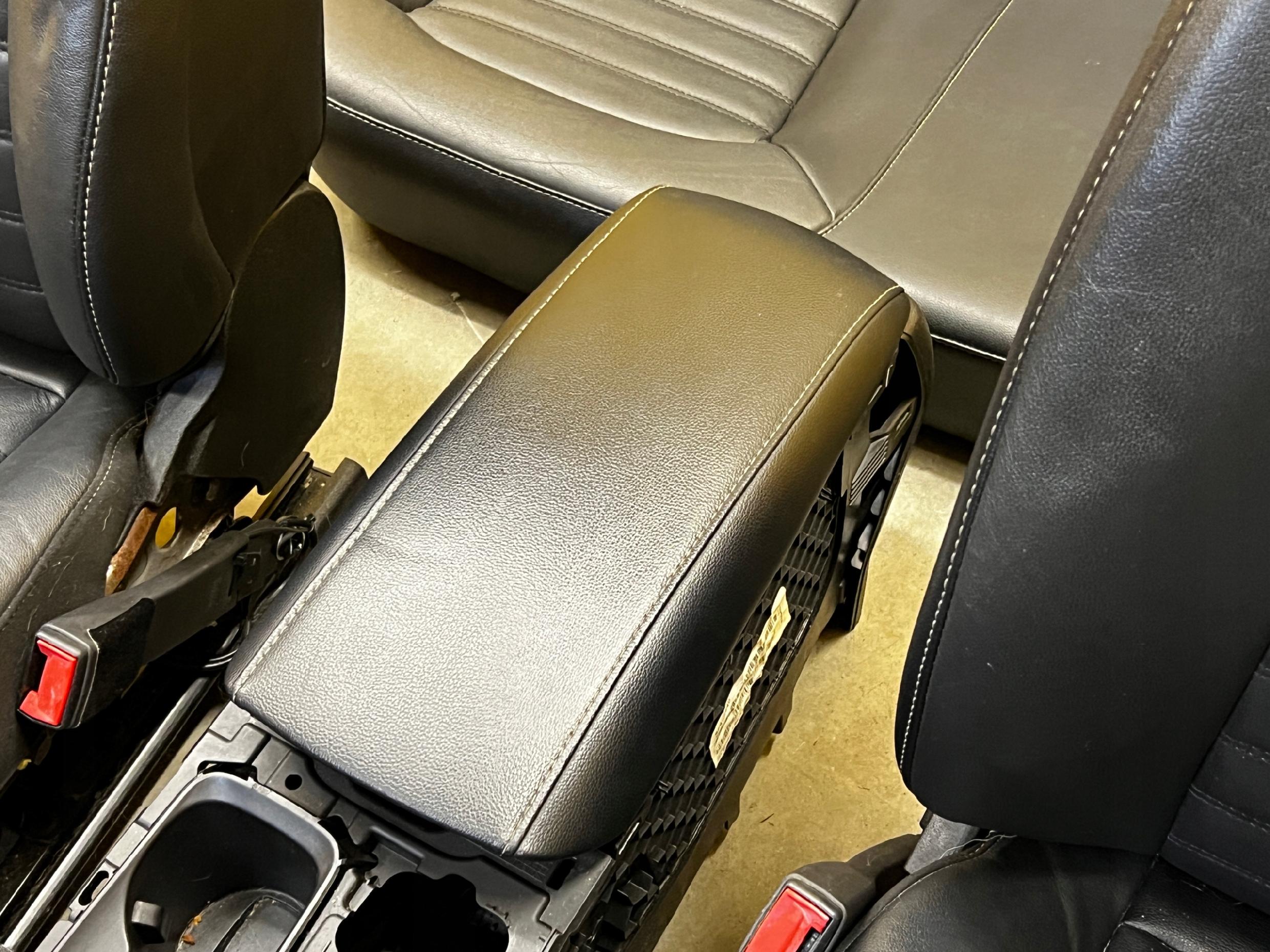 WNĘTRZE FOTELE GRZANE KANAPA BOCZKI SKÓRA TUNEL FORD FUSION LIFT USA