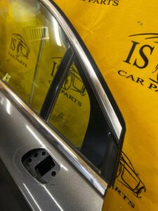 DRZWI PRAWA STRONA PRAWY PRZÓD SOUNDSCREEN FORD FUSION USA J7 2017R