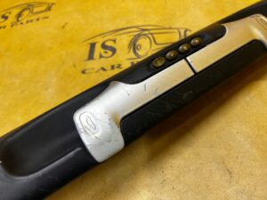 OSŁONA LISTWA PROGU PROGOWA LEWA PRZEŁĄCZNIK FOTELA PORSCHE CARRERA 911 996