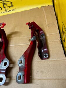 KOMPLET ZAWIASY MASKI POKRYWY SILNIKA FORD BRONCO 21- RACE RED