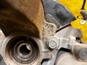 ZWROTNICA AMORTYZATOR PRZÓD PRAWY FORD ESCAPE MK3 III LIFT 1.5 EB