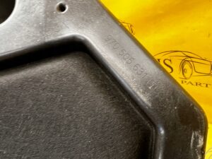 OSŁONA TERMICZNA ŚLIZG ZDERZAKA TYŁ LEWY PORSCHE PANAMERA 970 I LIFT