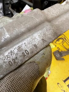 2 X MOCOWANIE WSPORNIK ZDERZAKA TYŁ MERCEDES A W177
