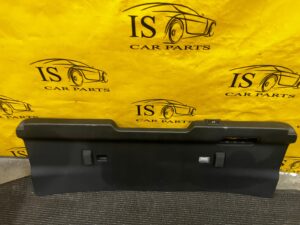 TAPICERKA BOCZEK OSŁONA KLAPY TYŁ BAGAŻNIKA LAND ROVER DISCOVERY V L462