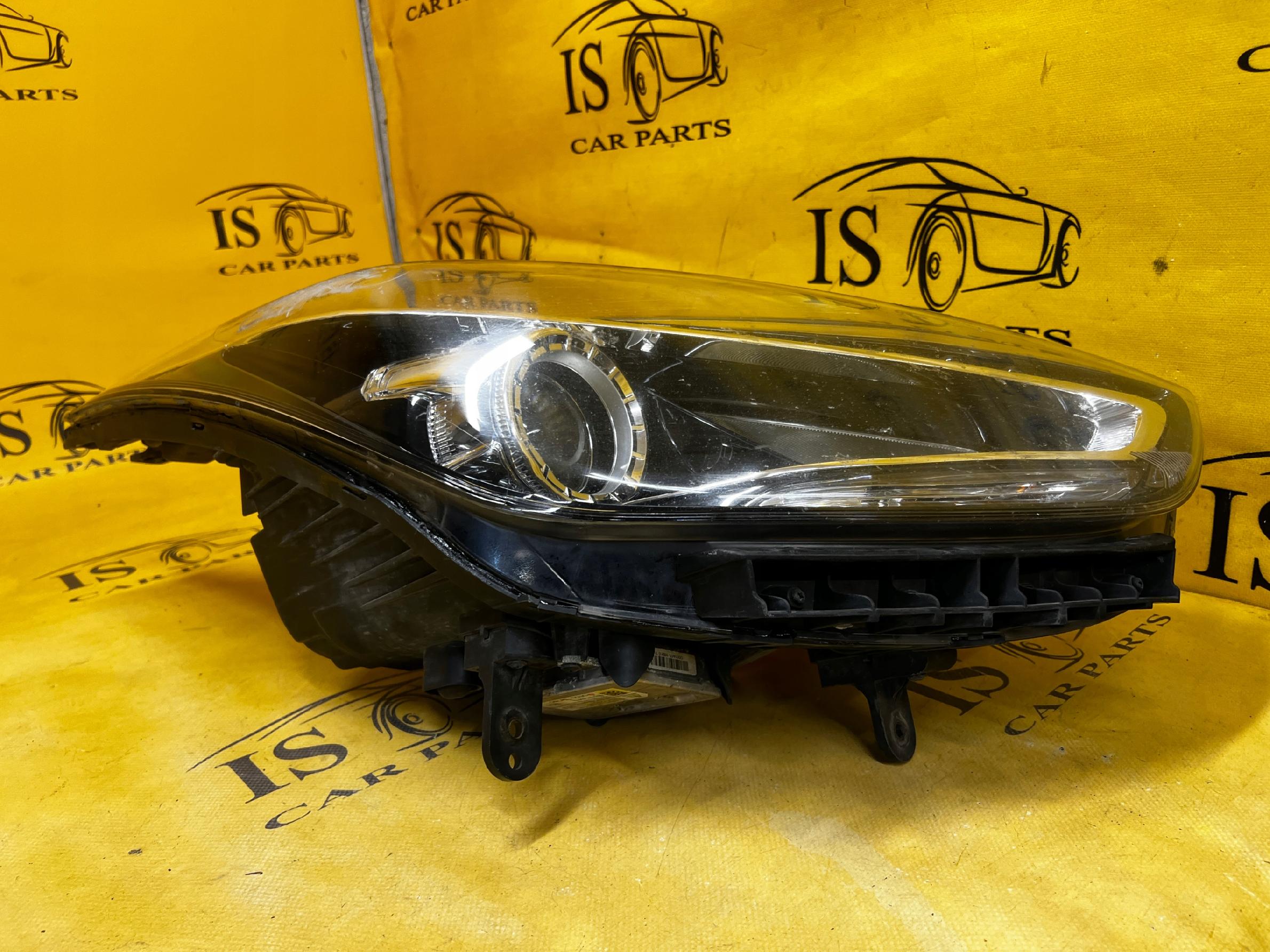 REFLEKTOR LAMPA PRZÓD PRAWY XENON HYUNDAI I40 LIFT EUROPA