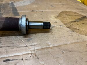 PÓŁOŚ PRZÓD PRZEDNIA PRAWY PRAWA FORD ESCAPE MK3 III 1.5 EB