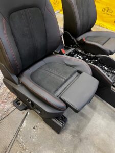WNĘTRZE FOTELE KANAPA GRZANE BOCZKI TUNEL FORD KUGA MK3 LIFT ST-LINE EU