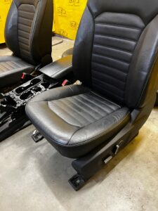 WNĘTRZE FOTELE GRZANE KANAPA BOCZKI SKÓRA TUNEL FORD FUSION LIFT USA