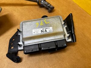 ZESTAW STARTOWY ECU BSI BCM ZEGARY STACYJKA DACIA SANDERO III 1.0 SCE 2022R