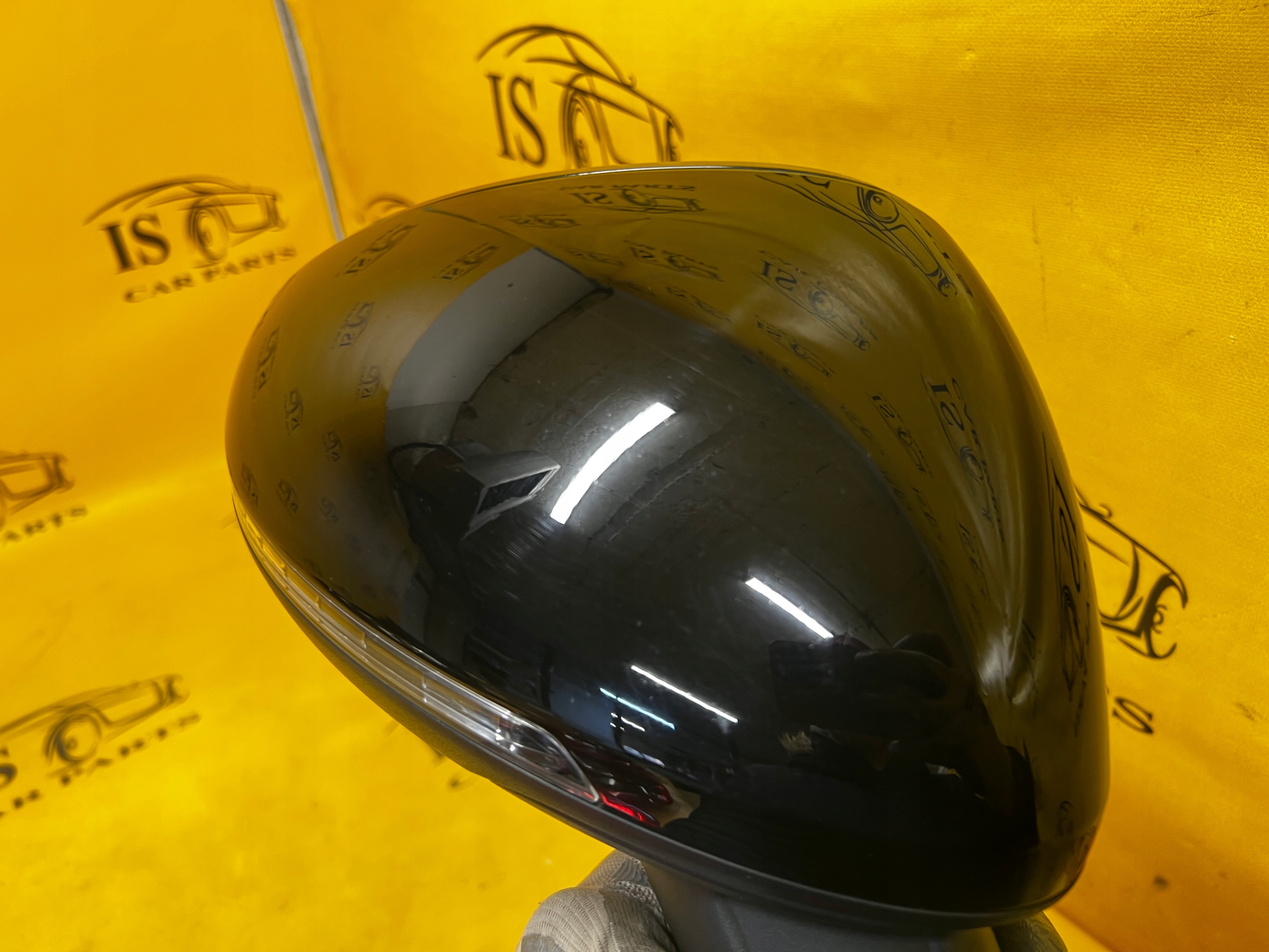 LUSTERKO ZEWNĘTRZNE PRAWE 15 13+2 PIN ASYSTENT PORSCHE MACAN 95B L041 USA
