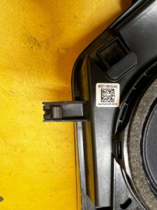 ZESTAW NAGŁOŚNIENIE GŁOŚNIKI BANG OLUFSEN FORD BRONCO 21-