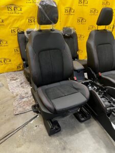 WNĘTRZE FOTELE KANAPA GRZANE BOCZKI TUNEL FORD KUGA MK3 LIFT ST-LINE EU
