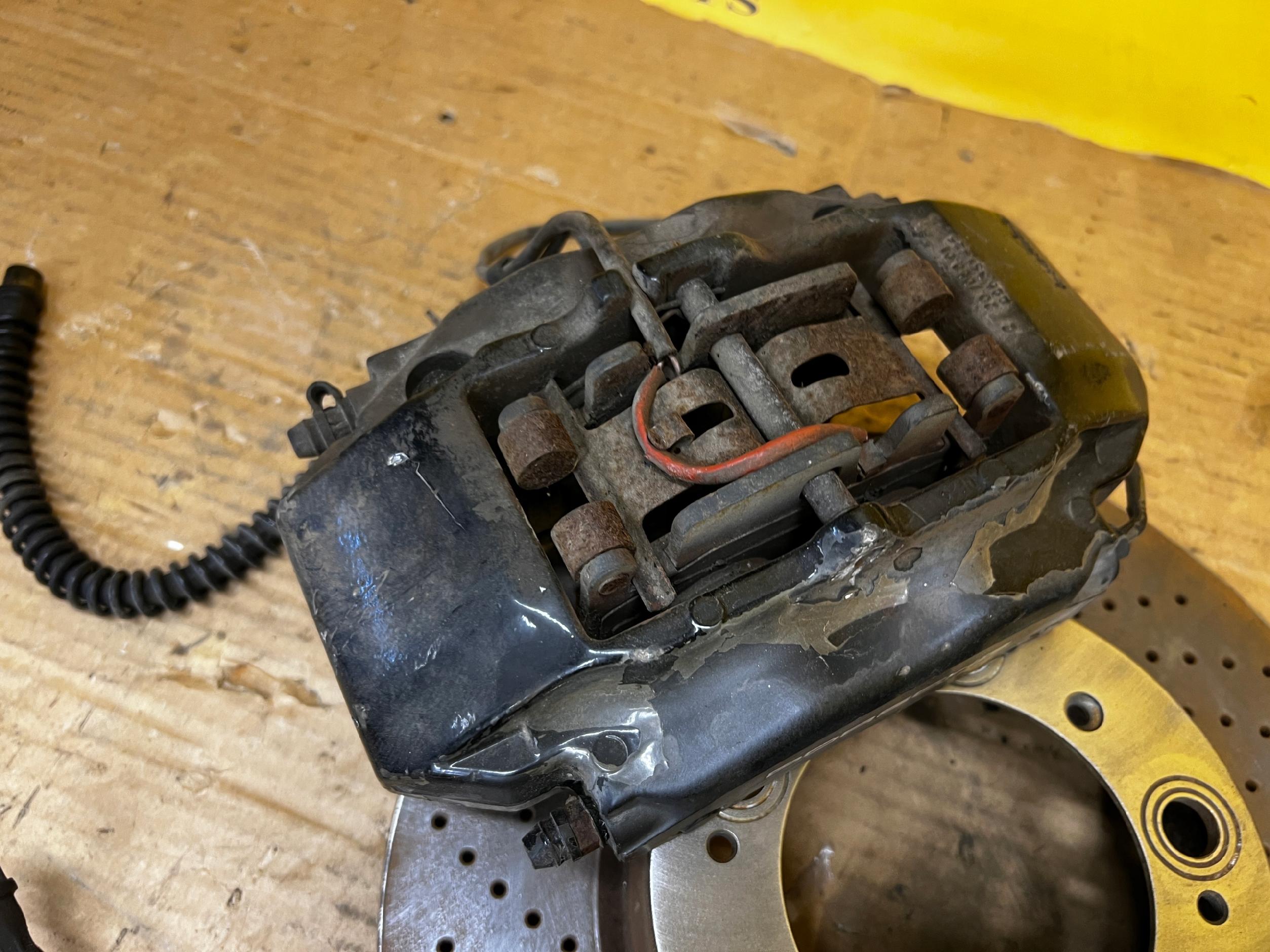 KPL HAMULCE TARCZE ZACISKI HAMULCOWE PRZÓD TYŁ BREMBO PORSCHE 911 996 3.4