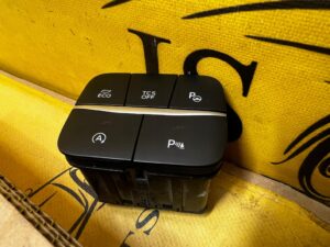 PANEL PRZEŁĄCZNIK START STOP ECO TCS PDC FORD FIESTA MK8