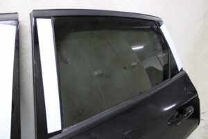 DRZWI LEWY TYŁ FORD KUGA MK3 LIFT ST-LINE AGATE BLACK 2024R