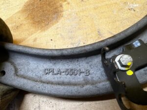 WAHACZ TYŁ TYLNY PRAWY LAND ROVER DISCOVERY V L462