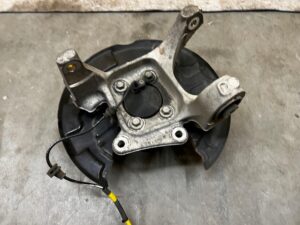 ZWROTNICA PIASTA TYŁ LEWY FORD FUSION LIFT USA 2.0 ECOBOOST 2WD FWD