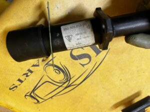 AMORTYZATOR MOCOWANIE BELKI ZDERZAKA TYŁ PORSCHE CARRERA 911 996 USA