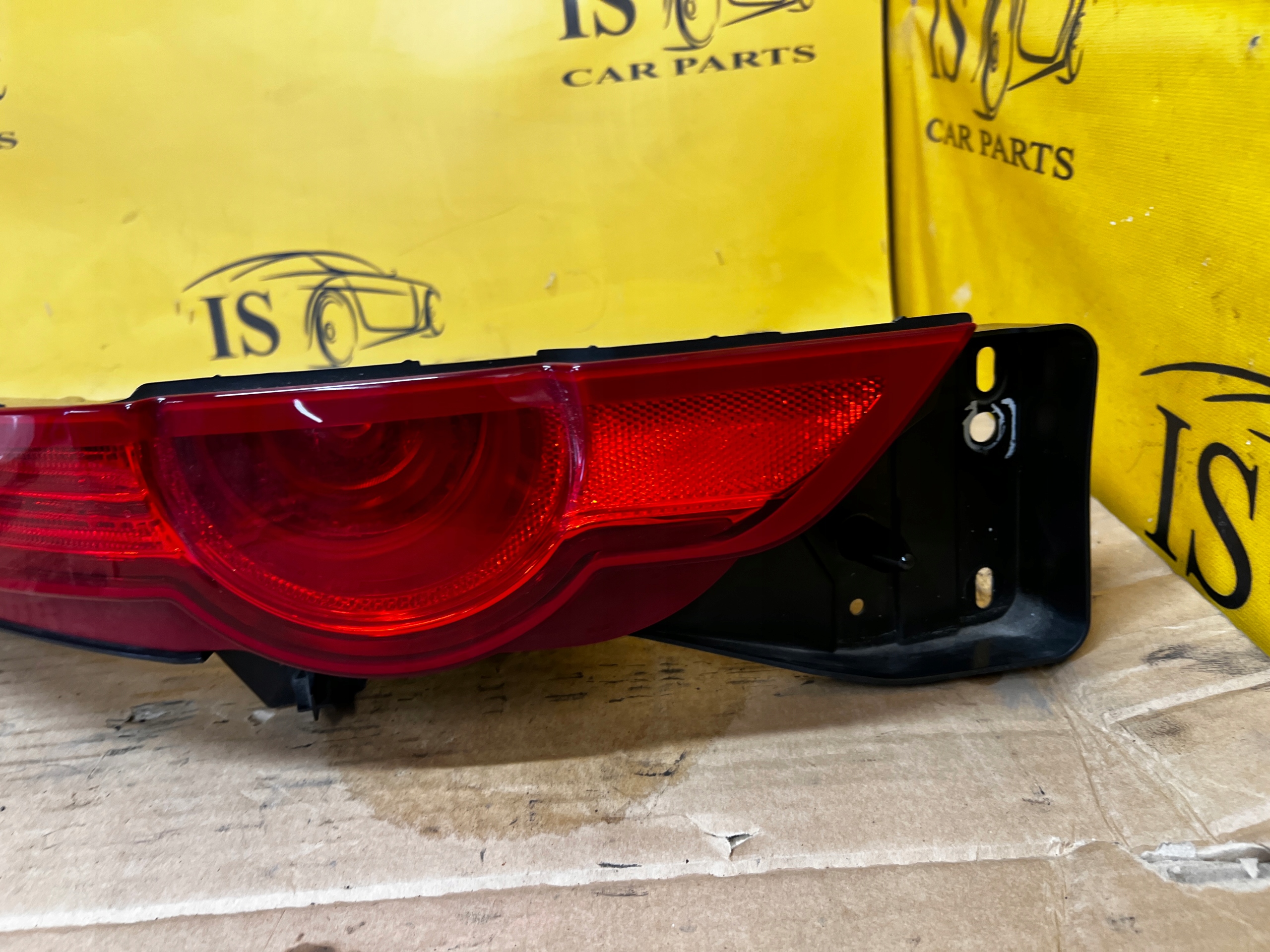 LAMPA TYLNA TYŁ LEWA LEWY JAGUAR F-TYPE X152 USA