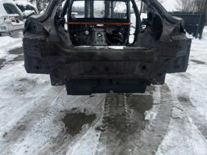 ĆWIARTKA BŁOTNIK PRÓG SŁUPEK PAS TYŁ LEWY PORSCHE PANAMERA 970 I LIFT M8Y