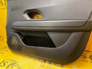 BOCZEK TAPICERKA DRZWI PRAWY PRZÓD DACIA SANDERO III 2023R
