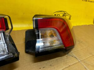 KOMPLET LAMPY LAMPA TYŁ TYLNE LEWA PRAWA FORD KUGA MK3
