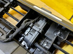 PAS PRZÓD ŻALUZJE CHŁODNICY RADAR TEMPOMAT ADAPTACYJNY ACC FORD BRONCO 21-