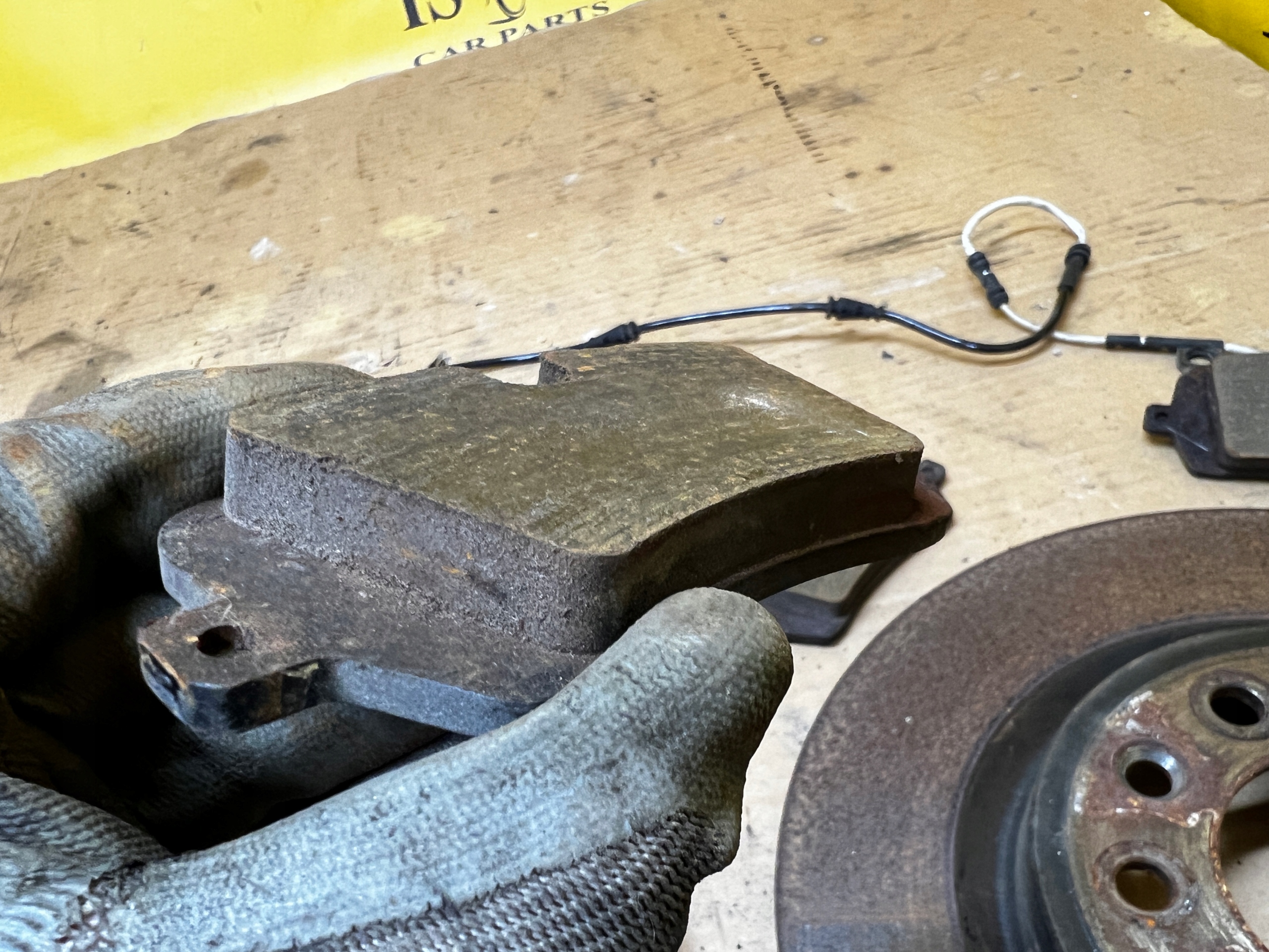 KOMPLET TARCZE KLOCKI HAMULCOWE TYŁ LAND ROVER DISCOVERY V L462