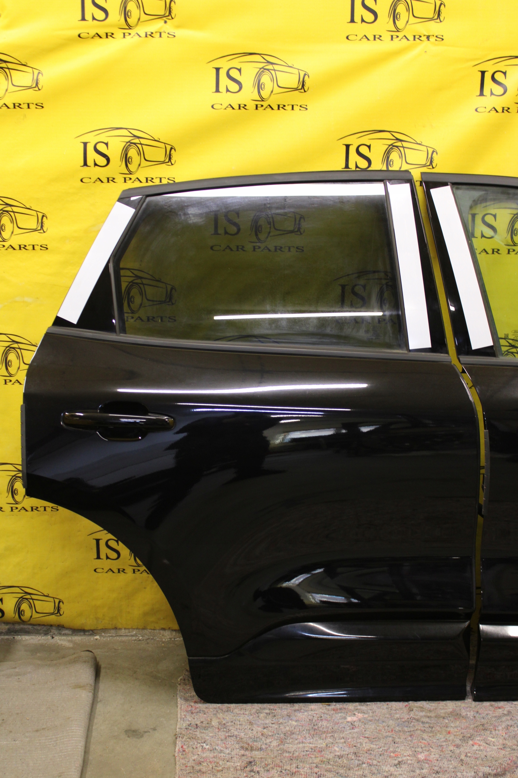 DRZWI PRAWY TYŁ FORD KUGA MK3 LIFT ST-LINE AGATE BLACK 2024R