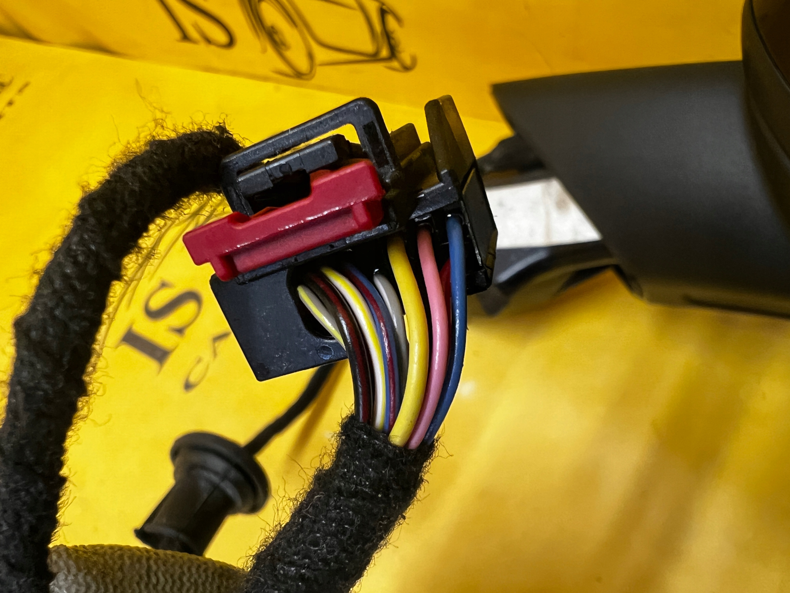 LUSTERKO ZEWNĘTRZNE PRAWE 15 13+2 PIN ASYSTENT PORSCHE MACAN 95B L041 USA