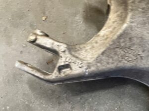 WAHACZ TYŁ LEWY ALUMINIOWY FORD FUSION LIFT USA