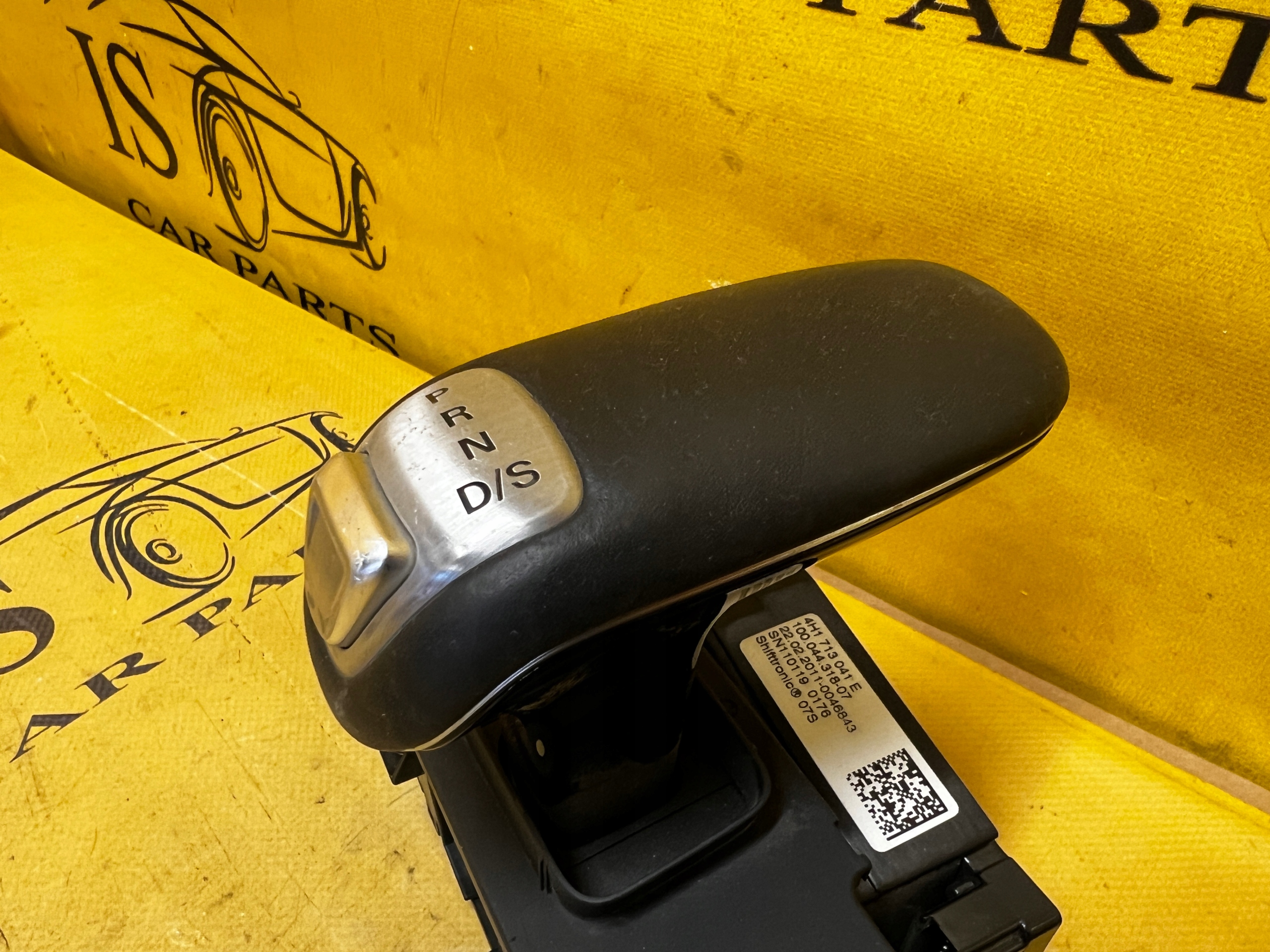 LEWAREK WYBIERAK ZMIANY BIEGÓW AUTOMAT AUDI A8 D4