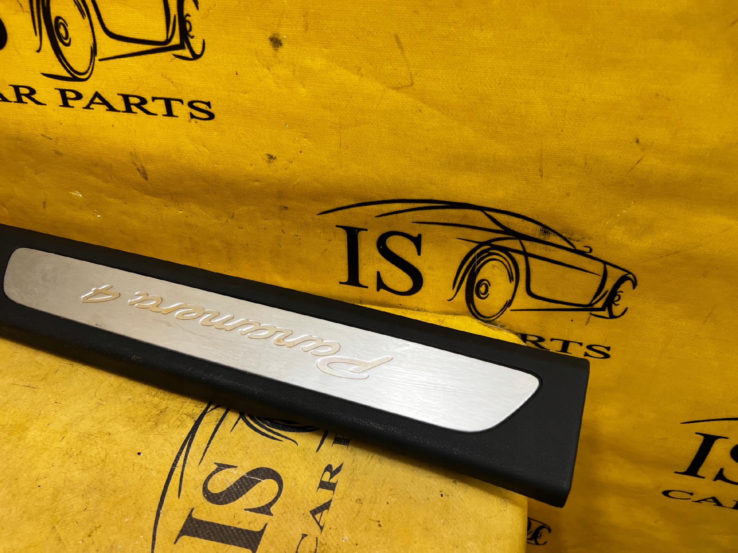 PLASTIK OSŁONA PROGU SŁUPKA A PRZÓD PRAWY PORSCHE PANAMERA 4 970 I