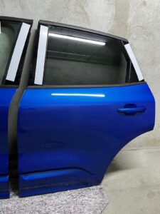 DRZWI LEWY PRZÓD TYŁ FORD KUGA MK3 LIFT ST-LINE DESERT ISLAND BLUE