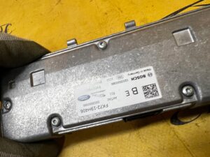KAMERA ASYSTENT SZYBY PRZÓD LAND ROVER DISCOVERY SPORT V L550