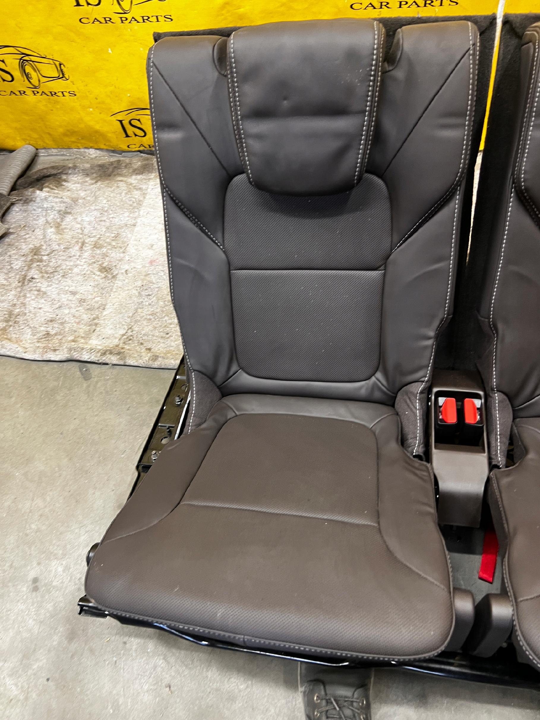 FOTELE KANAPA TYŁ SKÓRA 3 III RZĄD RENAULT ESPACE V 7 OSÓB