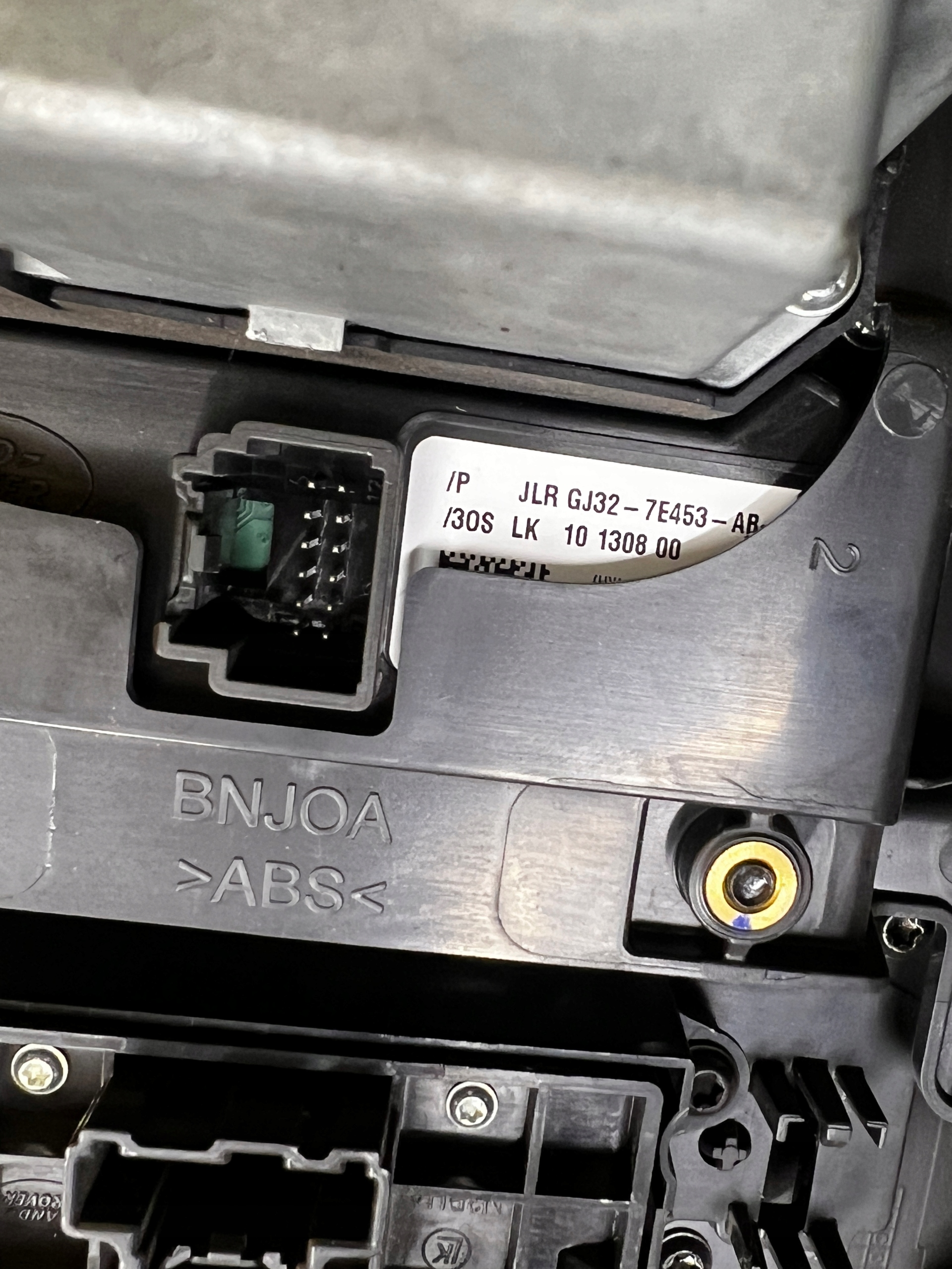 WYBIERAK GAŁKA PANEL RAMKA ZMIANY BIEGÓW LAND ROVER DISCOVERY SPORT V L550