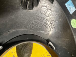 KRATKA ZAŚLEPKA ZDERZAKA PRZÓD LEWY LEWA AUDI A8 D4 LIFT