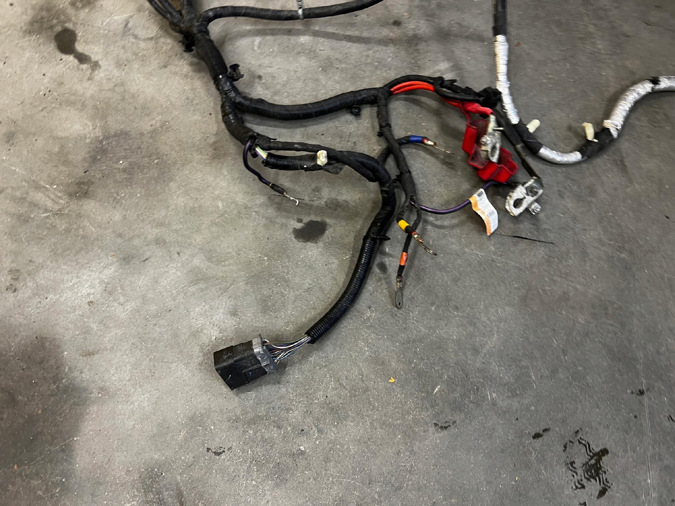 KLEMA PRZEWÓD PLUSOWA WIĄZKA SILNIKA FORD FUSION LIFT 2.0 ECOBOOST