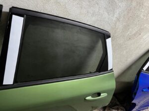 DRZWI LEWA STRONA LEWY PRZÓD TYŁ FORD KUGA MK3 LIFT ST-LINE BURSTING GREEN