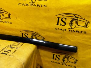 LISTWA DACHU DACHOWA PRAWA LAND ROVER DISCOVERY V L462